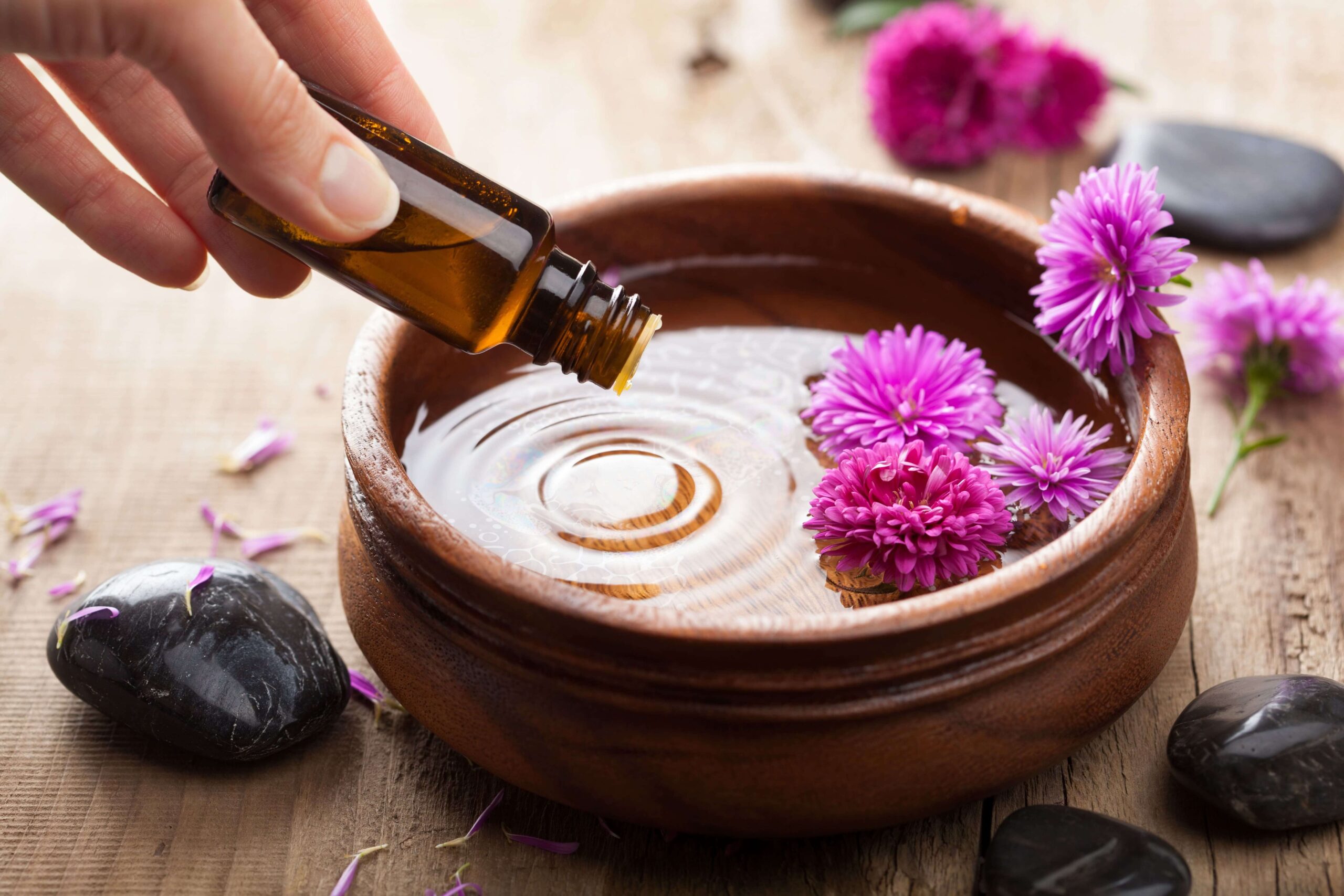 Read more about the article Aromaterapia – czym jest i jak wspiera Twoje zdrowie i nastrój?